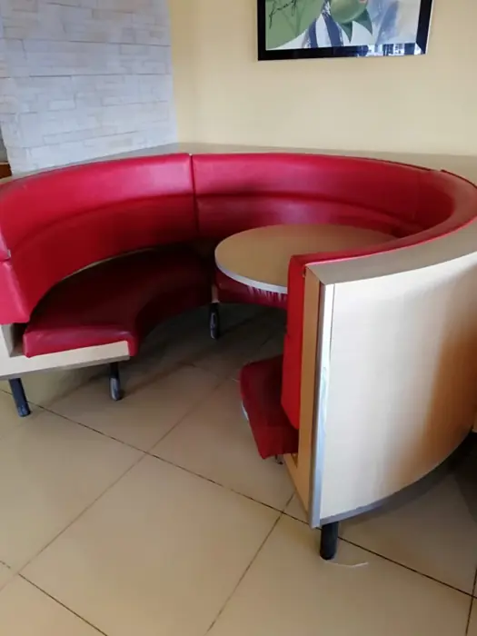 Booth circular tapizado